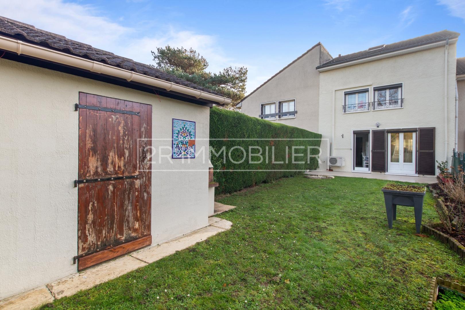 Maison 7 pièces 106 m² · à Chelles · 106 m² · 310 000 €