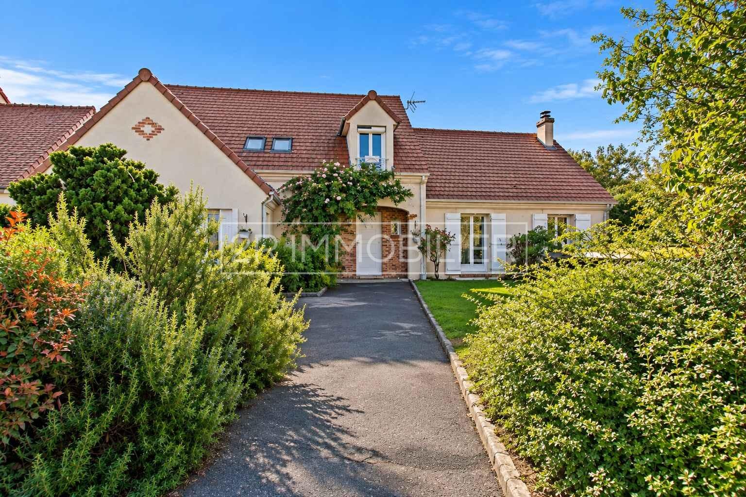 Maison 7 pièces 206 m² · à Villevaudé · 206 m² · 549 900 €